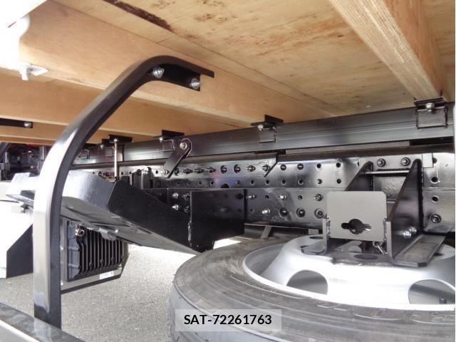 Mitsubishi CANTER 2024-12 869285-15