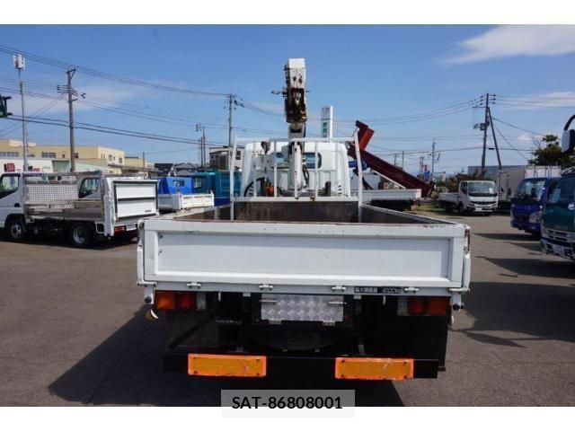 Mitsubishi CANTER 2004-01 621092-3