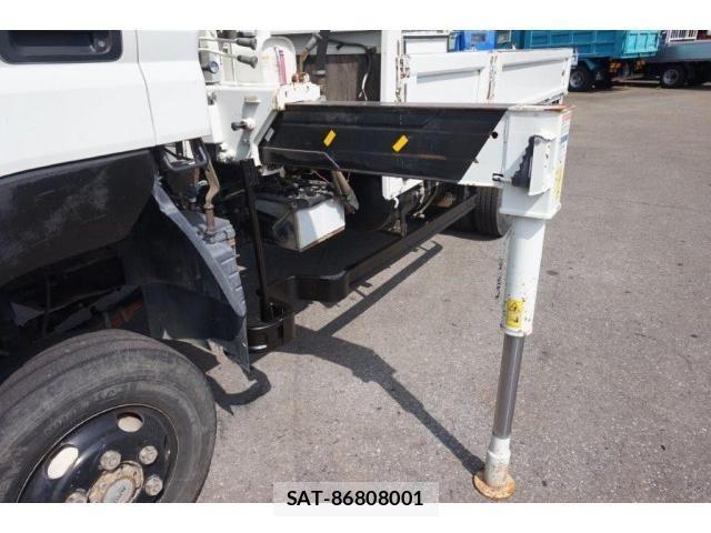 Mitsubishi CANTER 2004-01 621092-12
