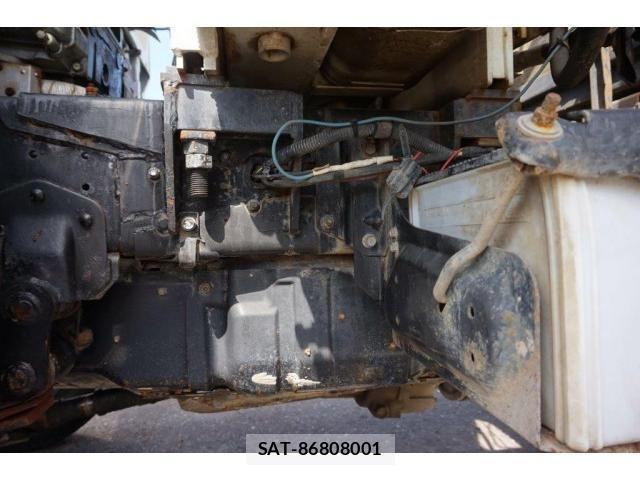 Mitsubishi CANTER 2004-01 621092-18