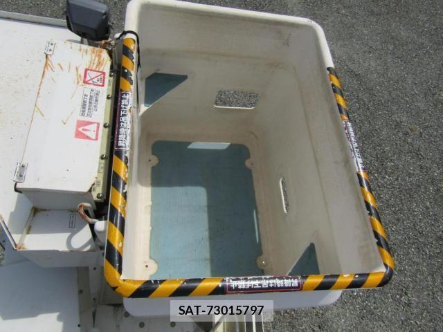 Mitsubishi CANTER 2017-12 405519-11