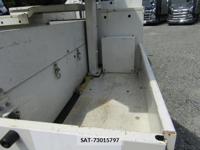 Mitsubishi CANTER 2017-12 405519-18