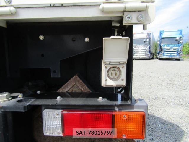 Mitsubishi CANTER 2017-12 405519-26