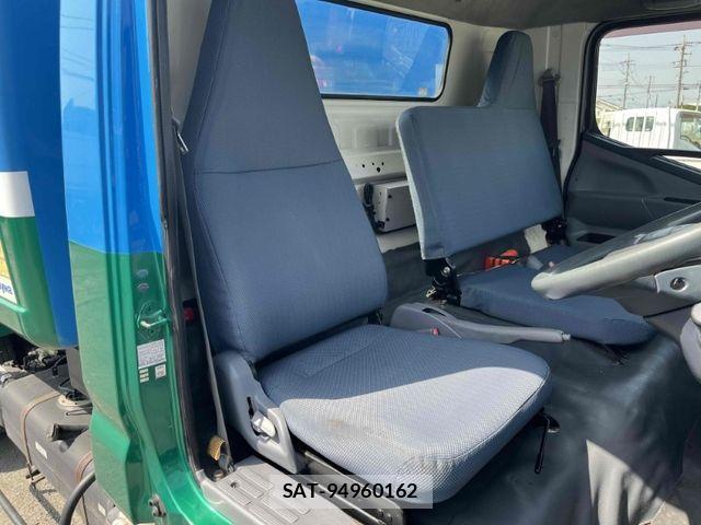 Mitsubishi CANTER 2015-03 1584876-21