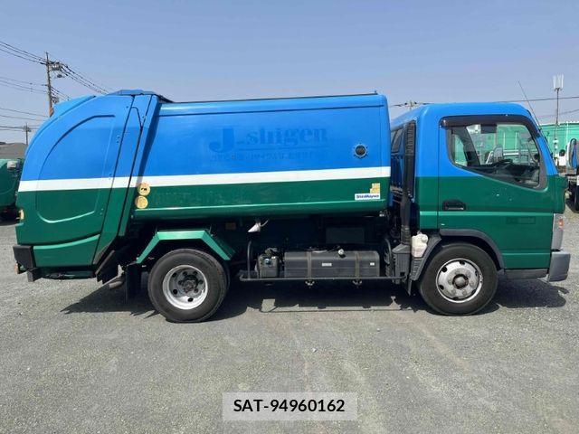 Mitsubishi CANTER 2015-03 1584876-2