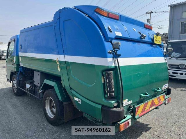 Mitsubishi CANTER 2015-03 1584876-3