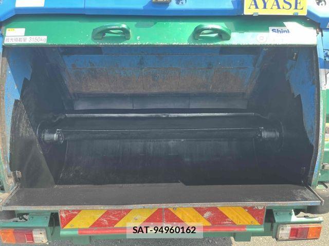 Mitsubishi CANTER 2015-03 1584876-6