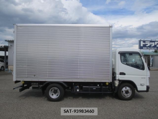 Mitsubishi CANTER 2022-01 695499-7