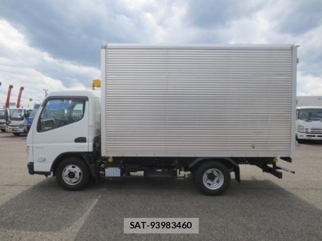 Mitsubishi CANTER 2022-01 695499-8
