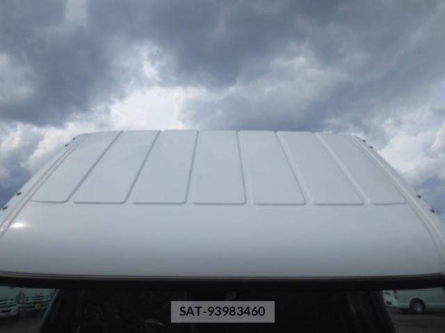Mitsubishi CANTER 2022-01 695499-14