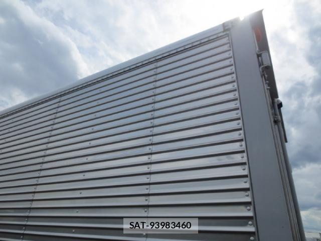 Mitsubishi CANTER 2022-01 695499-15