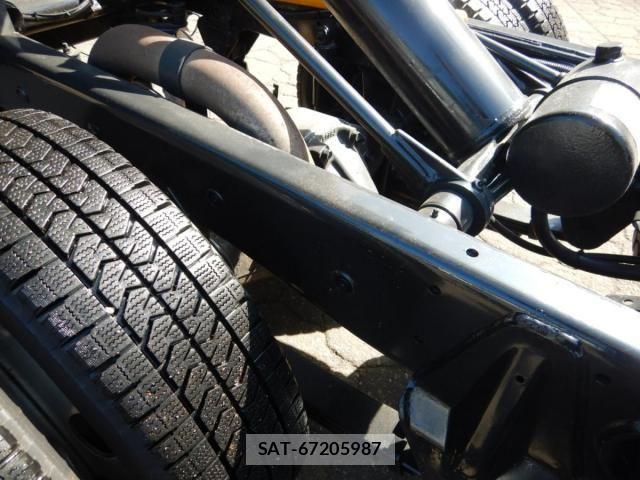 Mitsubishi CANTER 2017-03 1584892-17