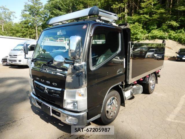 Mitsubishi CANTER 2017-03 1584892-1