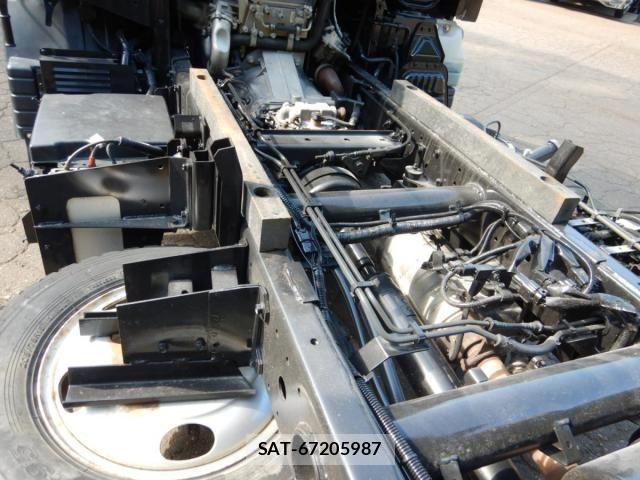 Mitsubishi CANTER 2017-03 1584892-26