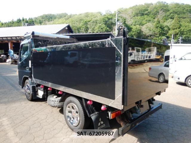 Mitsubishi CANTER 2017-03 1584892-3