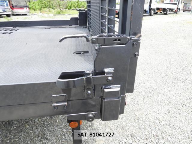 Mitsubishi CANTER 2022-05 1584844-15