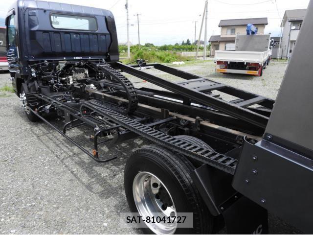 Mitsubishi CANTER 2022-05 1584844-19