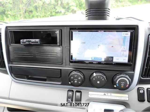 Mitsubishi CANTER 2022-05 1584844-27