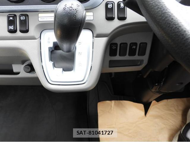 Mitsubishi CANTER 2022-05 1584844-28