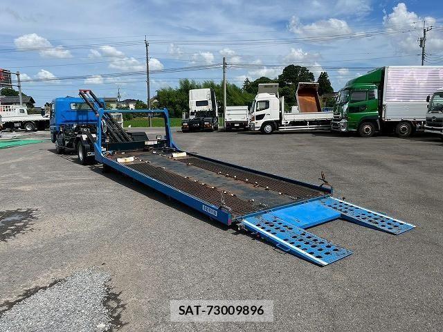 Mitsubishi CANTER 2017-02 1584868-10