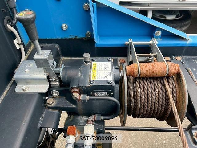 Mitsubishi CANTER 2017-02 1584868-12