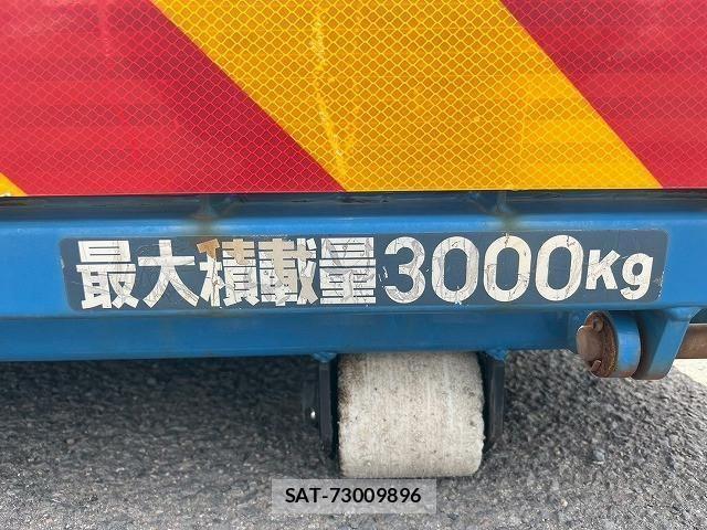Mitsubishi CANTER 2017-02 1584868-18