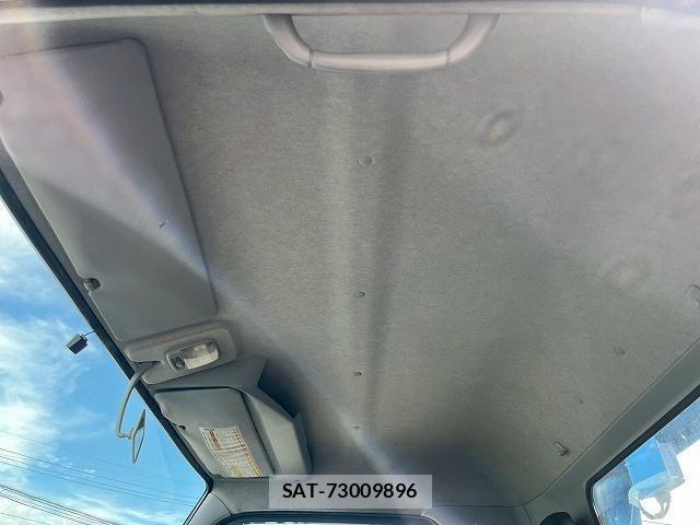Mitsubishi CANTER 2017-02 1584868-26