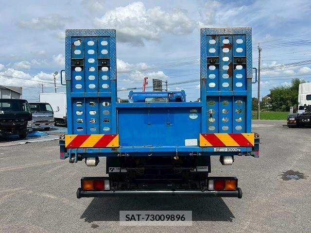 Mitsubishi CANTER 2017-02 1584868-5