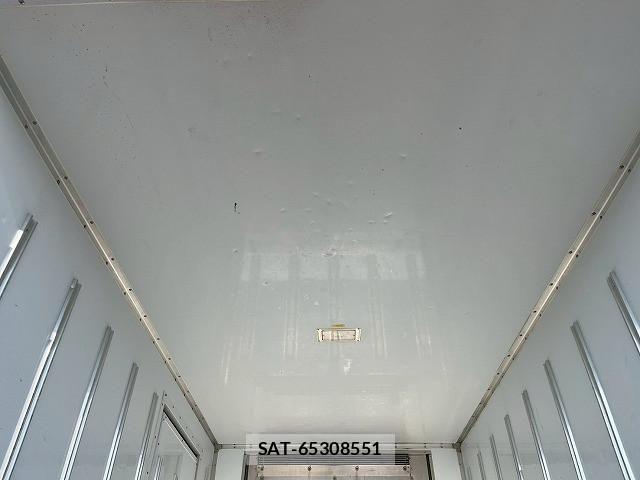 Mitsubishi CANTER 2017-05 1741604-10