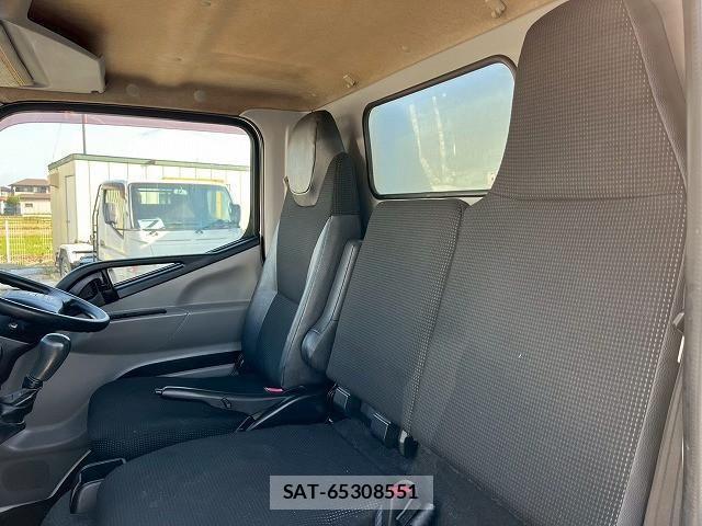 Mitsubishi CANTER 2017-05 1741604-24