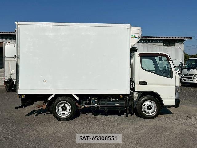 Mitsubishi CANTER 2017-05 1741604-4