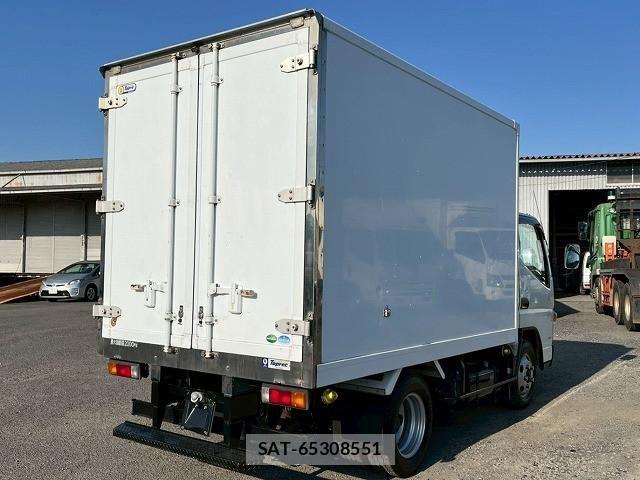 Mitsubishi CANTER 2017-05 1741604-5