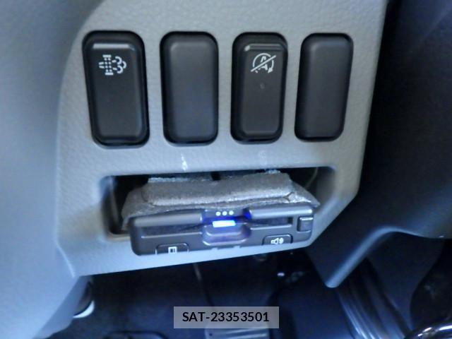 Mitsubishi CANTER 2023-04 1741474-16