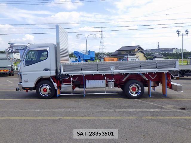 Mitsubishi CANTER 2023-04 1741474-3