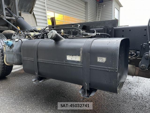 Mitsubishi CANTER 2014-10 1741612-11