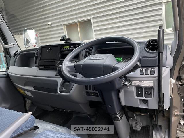 Mitsubishi CANTER 2014-10 1741612-16