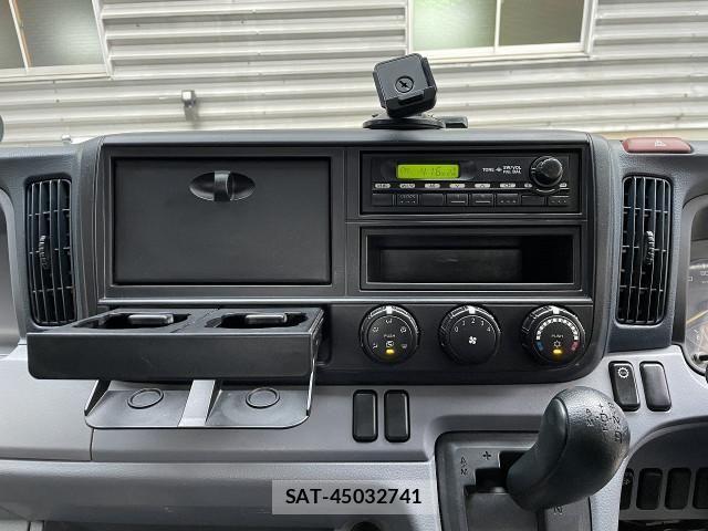 Mitsubishi CANTER 2014-10 1741612-17