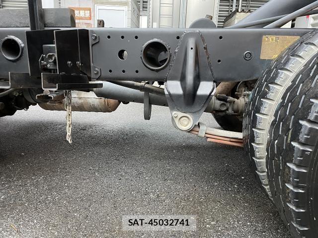 Mitsubishi CANTER 2014-10 1741612-27