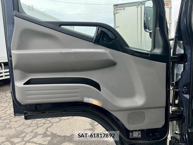 Mitsubishi CANTER 2016-08 1741603-22
