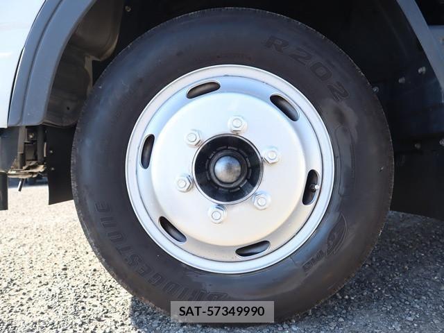 Mitsubishi CANTER 2020-09 1741529-25