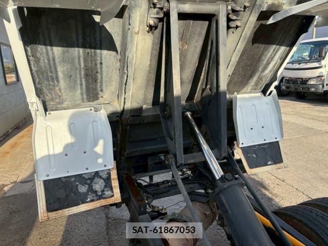 Mitsubishi CANTER 2018-02 1741569-14