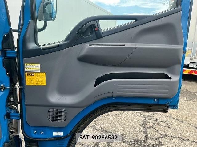 Mitsubishi CANTER 2013-10 1741542-21