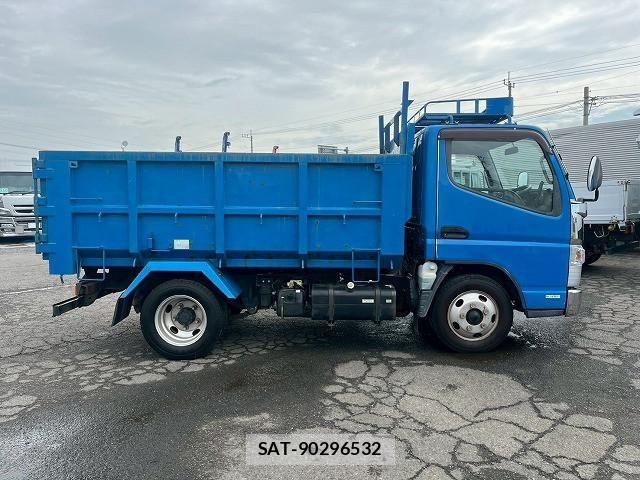Mitsubishi CANTER 2013-10 1741542-4