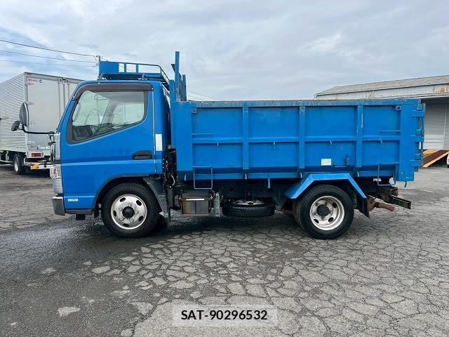 Mitsubishi CANTER 2013-10 1741542-8