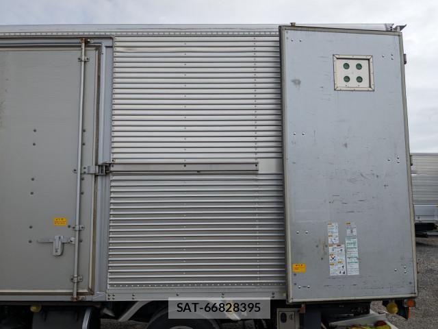 Mitsubishi CANTER 2014-08 1741606-23
