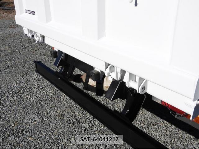 Mitsubishi CANTER 2017-12 1823073-13