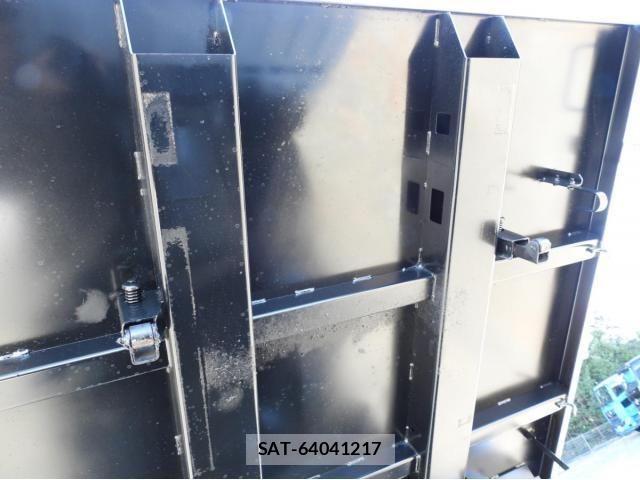 Mitsubishi CANTER 2017-12 1823073-15