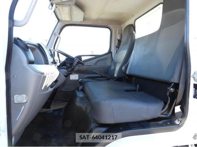 Mitsubishi CANTER 2017-12 1823073-26