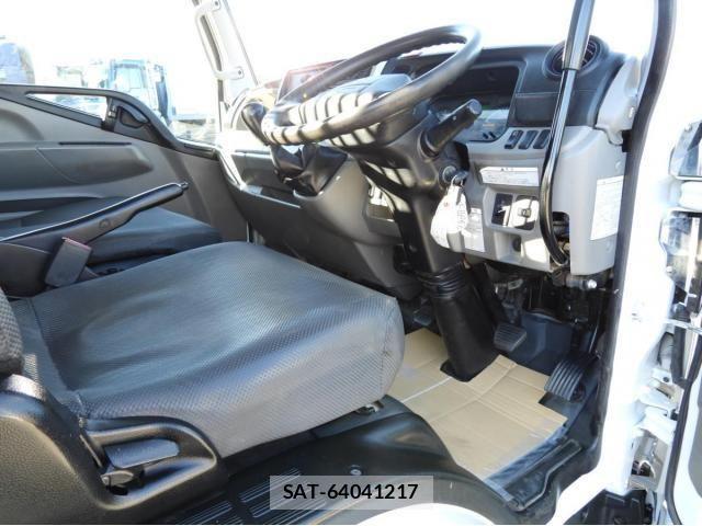 Mitsubishi CANTER 2017-12 1823073-27