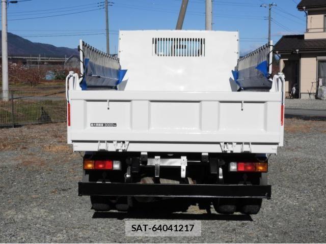 Mitsubishi CANTER 2017-12 1823073-4